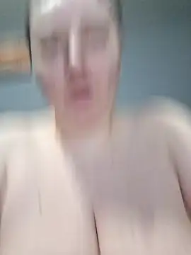 anna claire online show from 03-23-26, 04:18