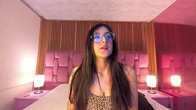 Princess Violett online show from 11-29-25, 01:33