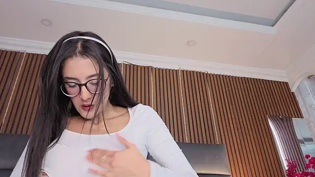 Princess Violett online show from 06-04-26, 02:33