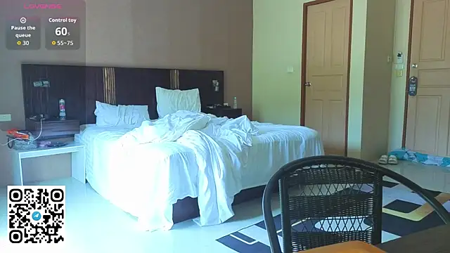 booty snack online show from 06-19-26, 03:23
