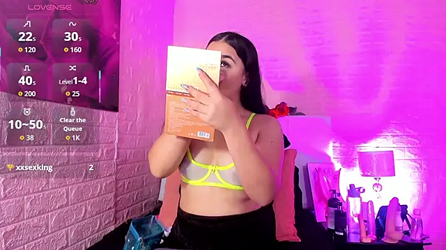 LYAA COLLINS  online show from 09-20-25, 10:53