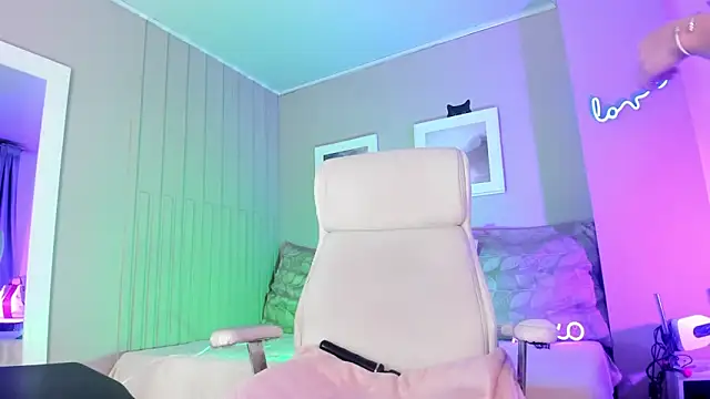 jess ox online show from 03-21-25, 08:18