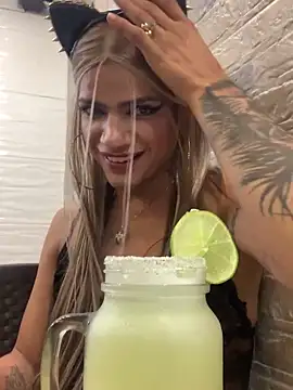 Snapshot of georgina_ms chatting on 03-13-25, 04:38 georgina ms online show from 03-13-25, 04:38