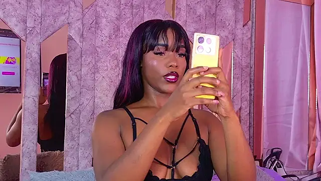 SarahBrunet online show from 10-15-25, 03:42