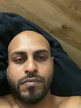 islandvybee55 online show from 03-26-26, 02:15