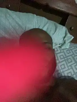 islandvybee55 online show from 02-11-26, 03:06