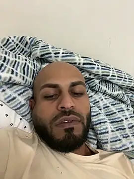 islandvybee55 online show from 02-15-25, 06:44