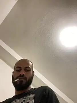 islandvybee55 online show from 03-09-25, 12:00