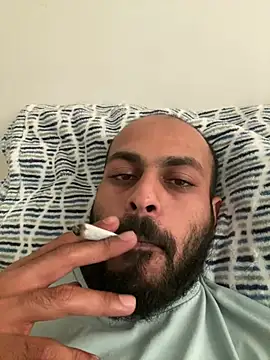 islandvybee55 online show from 02-08-25, 10:29