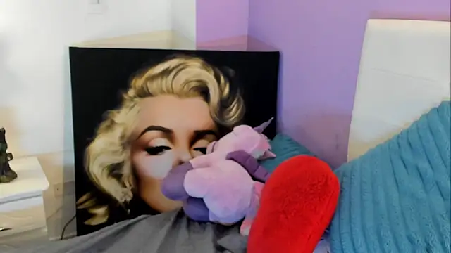 Charlotte11-11 online show from 04-08-26, 03:57