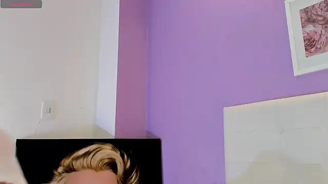 Charlotte11-11 online show from 05-09-26, 04:54