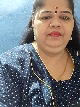 Snapshot of tamilthanushri chatting on 03-16-25, 03:25 tamilthanushri online show from 03-16-25, 03:25