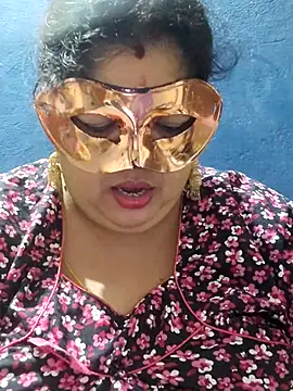 Snapshot of tamilthanushri chatting on 03-09-25, 11:14 tamilthanushri online show from 03-09-25, 11:14