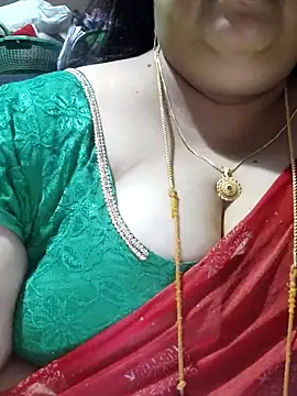 Snapshot of tamilthanushri chatting on 10-04-25, 10:50 tamilthanushri online show from 10-04-25, 10:50