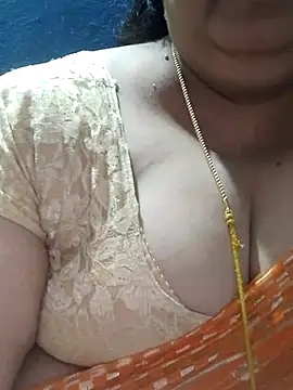 Snapshot of tamilthanushri chatting on 10-21-25, 06:51 tamilthanushri online show from 10-21-25, 06:51