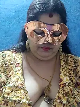 Snapshot of tamilthanushri chatting on 03-14-25, 10:50 tamilthanushri online show from 03-14-25, 10:50