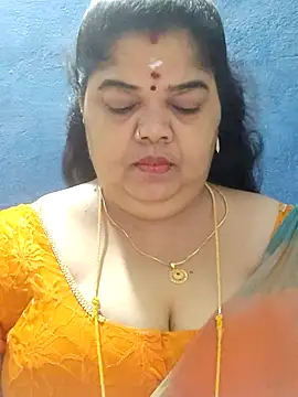 Snapshot of tamilthanushri chatting on 09-11-25, 09:15 tamilthanushri online show from 09-11-25, 09:15