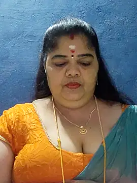 Snapshot of tamilthanushri chatting on 09-11-25, 05:18 tamilthanushri online show from 09-11-25, 05:18