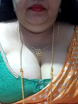 Snapshot of tamilthanushri chatting on 09-30-25, 09:37 tamilthanushri online show from 09-30-25, 09:37