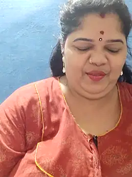Snapshot of tamilthanushri chatting on 03-20-25, 06:42 tamilthanushri online show from 03-20-25, 06:42