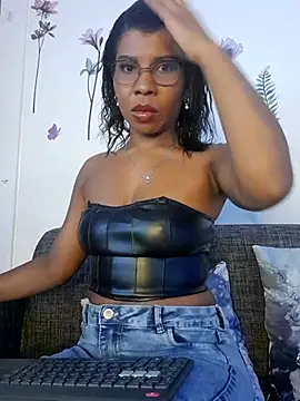 ivonjoness online show from 12-01-25, 02:23