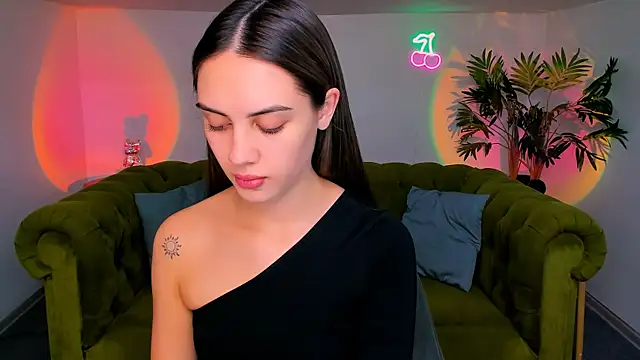  shyy girl online show from 10-13-25, 08:21