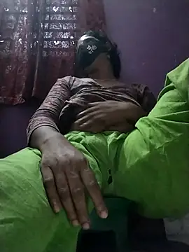 Snapshot of Koyel-Sen chatting on 09-12-25, 12:33 Koyel-Sen online show from 09-12-25, 12:33