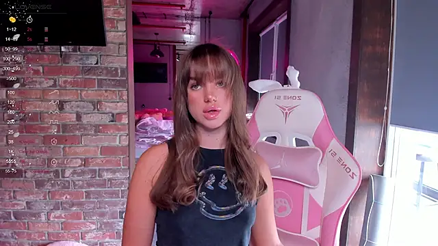 Snapshot of aesthetics__tease chatting on 09-22-25, 06:41 aesthetics tease online show from 09-22-25, 06:41