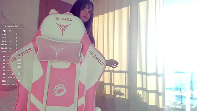 aesthetics  tease online show from 11-16-25, 03:55