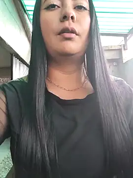 Zara 89 online show from 03-16-26, 10:01