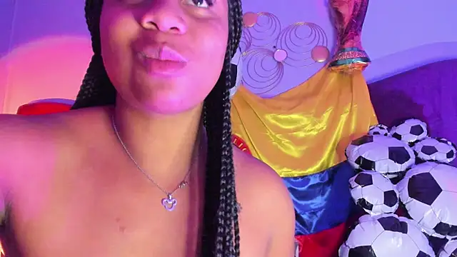 Sofi Fox  online show from 06-19-26, 02:39