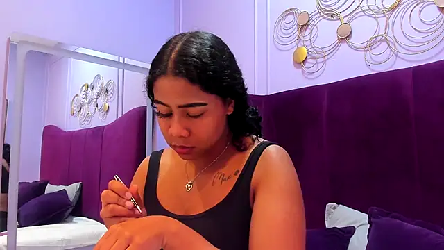 Sofi Fox  online show from 10-15-25, 08:06