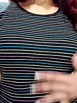 Snapshot of KITTEN-10 chatting on 09-19-25, 02:15 KITTEN-10 online show from 09-19-25, 02:15