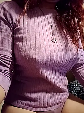 Snapshot of KITTEN-10 chatting on 10-11-25, 03:40 KITTEN-10 online show from 10-11-25, 03:40