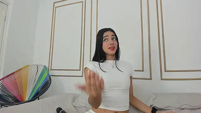 Snapshot of natalia_aguirre1 chatting on 03-14-25, 06:39 natalia aguirre1 online show from 03-14-25, 06:39