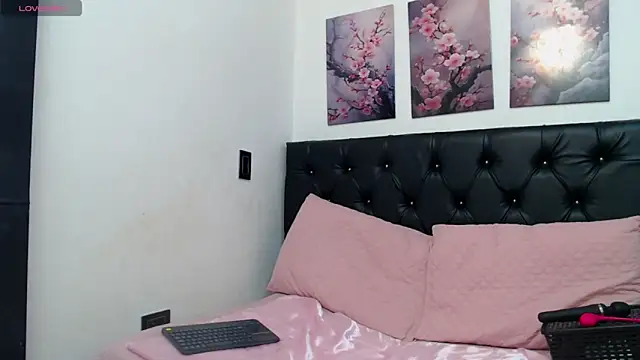 abigail f00x online show from 03-21-26, 12:42