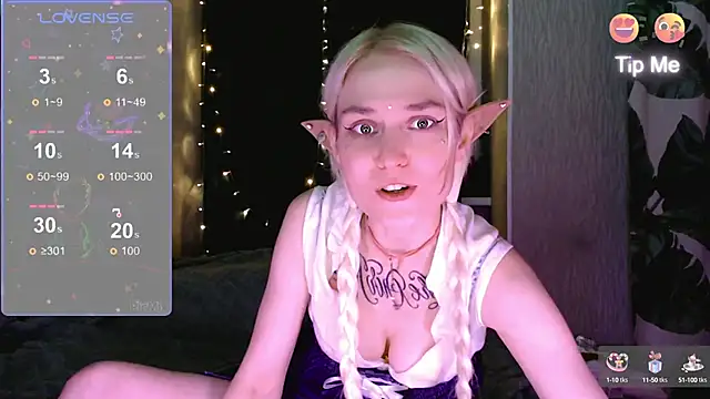 Snapshot of mischellemeow13 chatting on 09-20-25, 08:36 mischellemeow13 online show from 09-20-25, 08:36