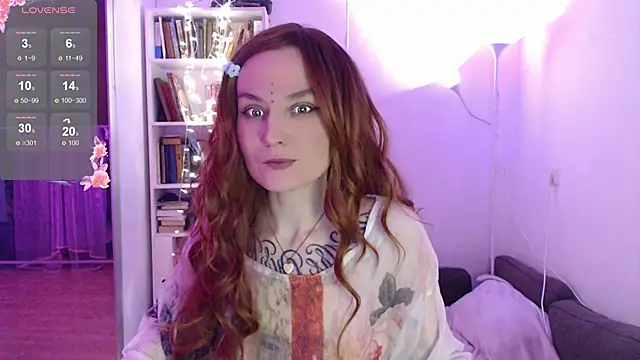 Snapshot of mischellemeow13 chatting on 02-12-25, 10:26 mischellemeow13 online show from 02-12-25, 10:26