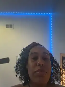 Snapshot of loveluna8 chatting on 02-02-26, 05:23 loveluna8 online show from 02-02-26, 05:23