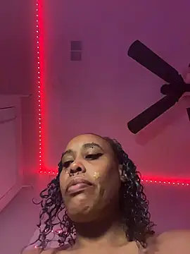 loveluna8 online show from 11-25-25, 11:05