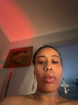 loveluna8 online show from 04-14-26, 02:00