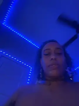 loveluna8 online show from 04-02-26, 11:44