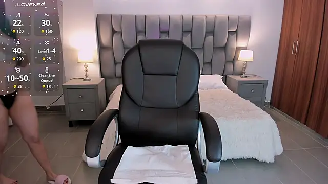 sarita evanss online show from 11-22-25, 06:56