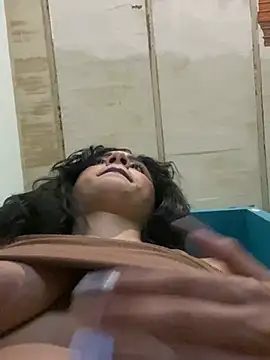 Snapshot of mysteriousgirl20 chatting on 03-16-25, 06:34 mysteriousgirl20 online show from 03-16-25, 06:34