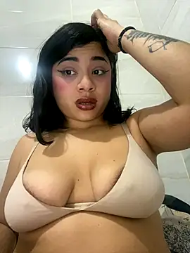 mysteriousgirl20 online show from 11-18-25, 12:52