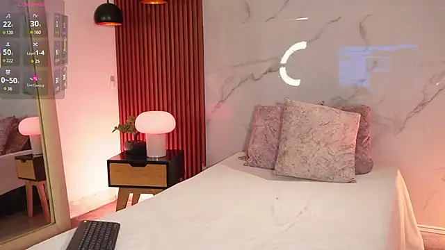 Snapshot of lexiee_grey_ chatting on 12-17-25, 12:10 lexiee grey online show from 12-17-25, 12:10