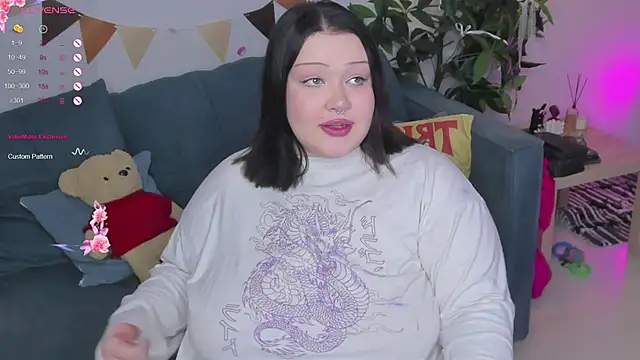 LilyBelll online show from 09-25-25, 04:57