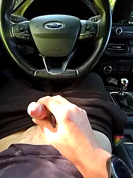 Titanhoott online show from 09-18-25, 11:24