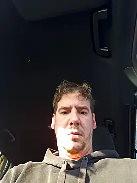 Titanhoott online show from 12-27-24, 12:45