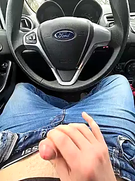 Titanhoott online show from 01-10-25, 01:20